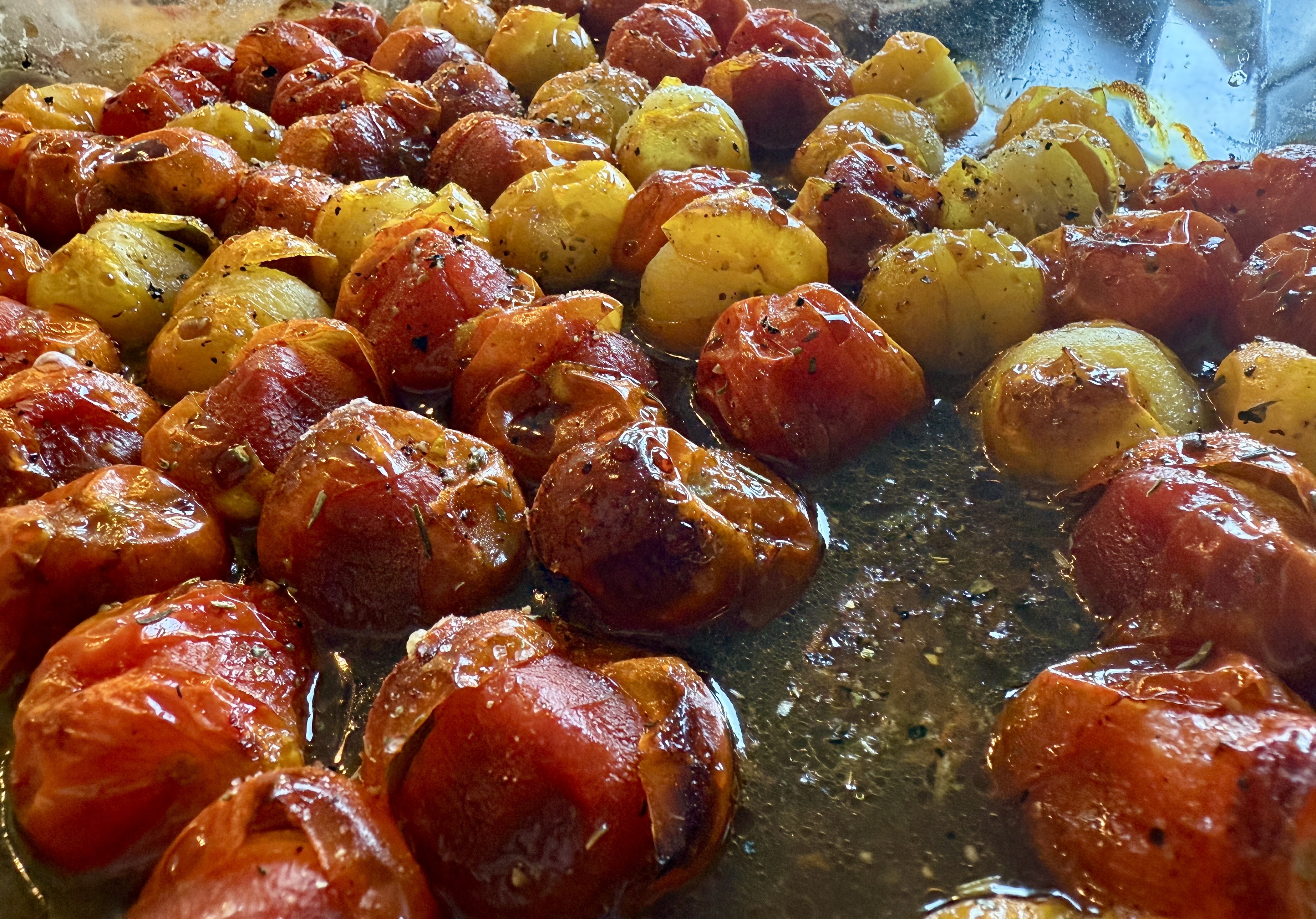 <i>Schmortomaten</i><i>in Balsamico</i>